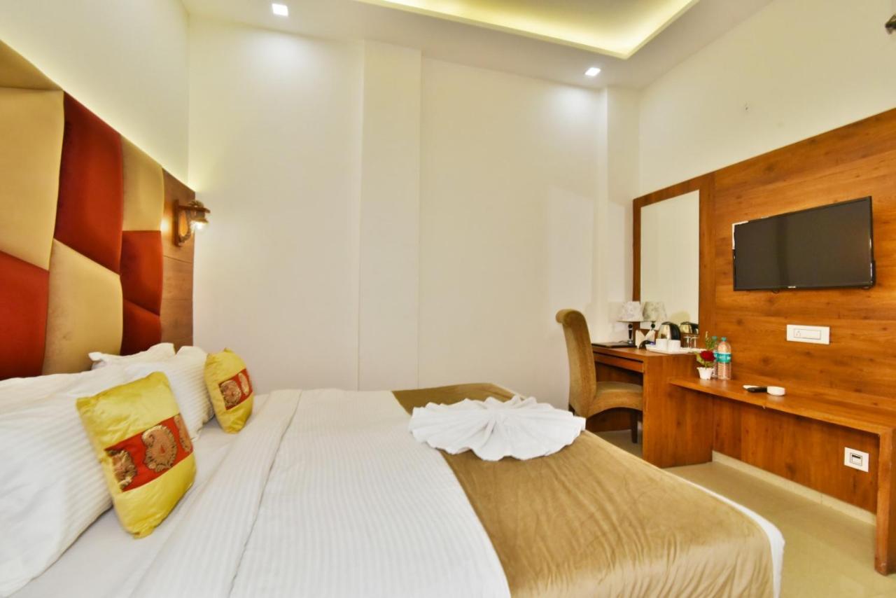 Hotel Sallow International-Hotel Near Golden Temple Amritsar Exteriör bild